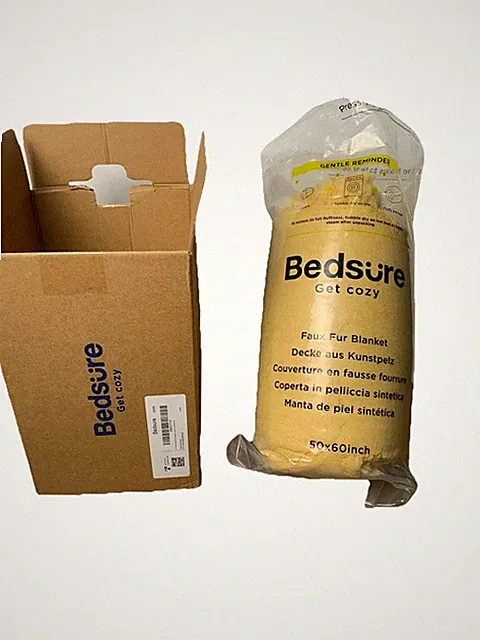 Bedsure Get Cozy Fleece Blanket Size 50x60in Soft Blanket New Yellow
