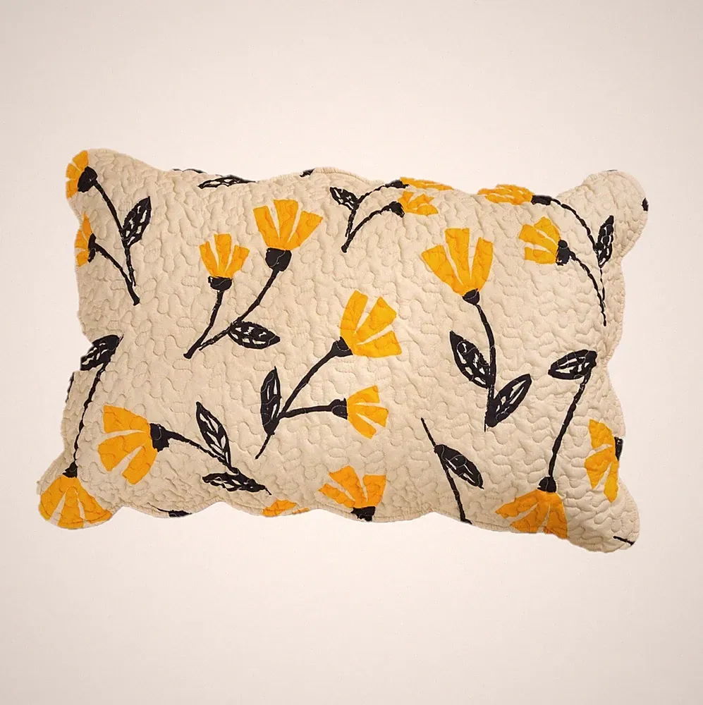 DaDa Bedding Yellow Fleur Floral Garden Botanical Quilted Scalloped Pillow Shams