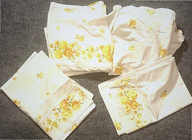 Montgomery Ward Yellow Roses Bed Set Full Double Fitted Flat Sheets 2 Pillowcase